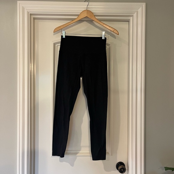 Lululemon align black textured leggings, size 6 - Picture 2 of 7